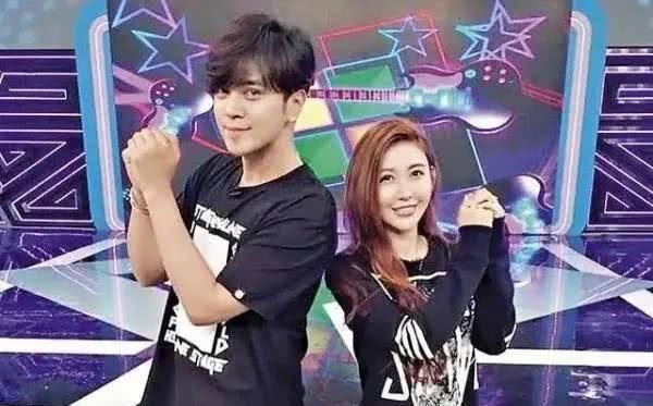 娱乐圈吃瓜直播间香港,揭秘直播间的吃瓜盛宴